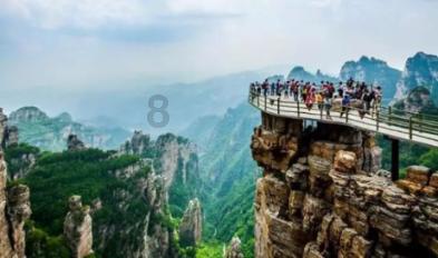 在《一人之下》里，冯宝宝的身世是什么？为什么会这么强呢？